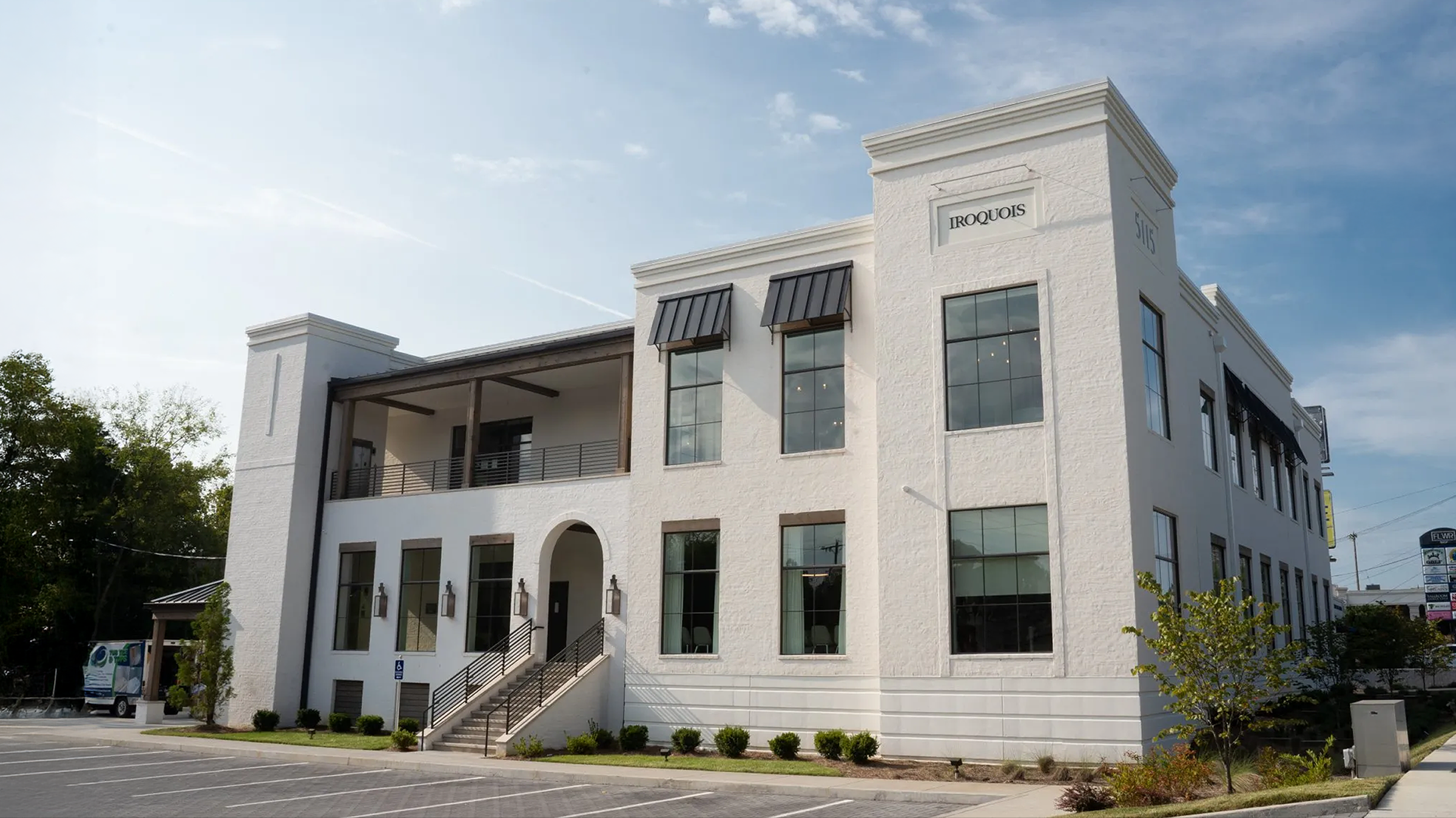 5115 Harding Exterior